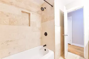 4406 Benning Dr, Houston, TX 77035 - Photo 21