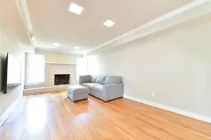 4406 Benning Dr, Houston, TX 77035 - Photo 15