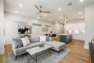 8420 Pech Landing Dr, Houston, TX 77055 - Photo 15