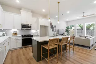 8420 Pech Landing Dr, Houston, TX 77055 - Photo 7