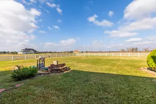 10940 Sheila Ct, Beaumont, TX 77705 - Photo 47