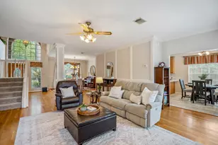 6614 Seinfeld Ct, Houston, TX 77069 - Photo 9