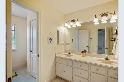 6614 Seinfeld Court, Houston, TX 77069 - Photo 27