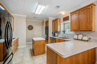 6614 Seinfeld Court, Houston, TX 77069 - Photo 13