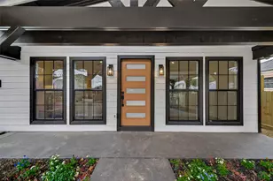 906 Eleanor St, Houston, TX 77009 - Photo 7