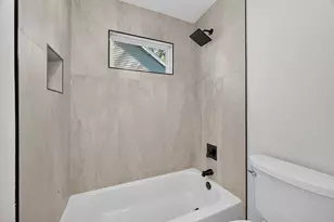 906 Eleanor St, Houston, TX 77009 - Photo 39