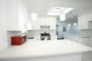 8615 Brookren Cir, Houston, TX 77072 - Photo 7