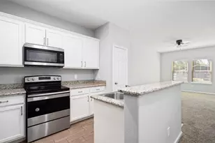 5101 Southwind St, Houston, TX 77033 - Photo 7