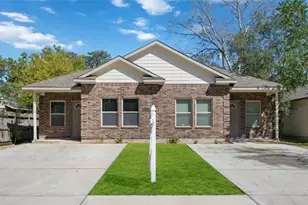 5101 Southwind St, Houston, TX 77033 - Photo 1