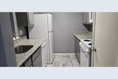 1100 Augusta Drive #48, Houston, TX 77057 - Photo 9