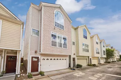 1634 W 13th Street, Houston, TX 77008 - Photo 1