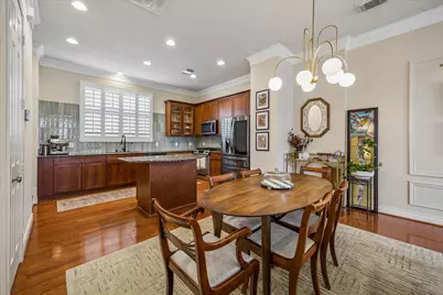 1634 W 13th Street, Houston, TX 77008 - Photo 3