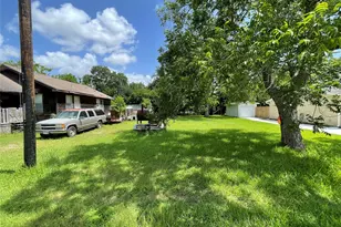 408 Bay Oaks Dr, La Porte, TX 77571 - Photo 3