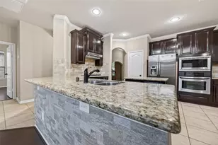 22710 Wixford Ln, Tomball, TX 77375 - Photo 11