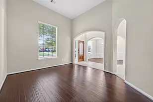 22710 Wixford Ln, Tomball, TX 77375 - Photo 11