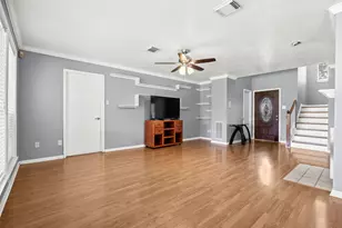 8427 Battleoak Dr, Houston, TX 77040 - Photo 7