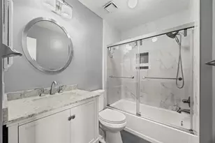 8427 Battleoak Dr, Houston, TX 77040 - Photo 13