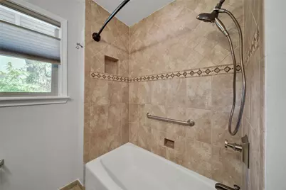 4401 Brookwoods Drive, Houston, TX 77092 - Photo 23