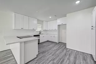 6027 Ledbetter St, Houston, TX 77087 - Photo 7