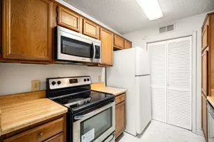 8359 Sands Point Dr, Houston, TX 77036 - Photo 17