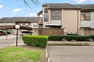 8359 Sands Point Dr, Houston, TX 77036 - Photo 5