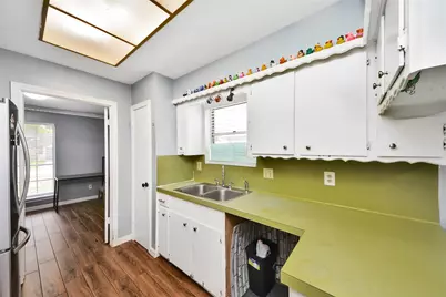 12503 Millbanks Drive, Houston, TX 77031 - Photo 21