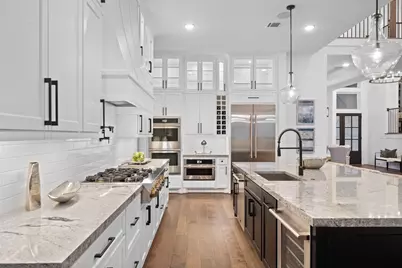 2105 Bennet Court, Conroe, TX 77384 - Photo 3