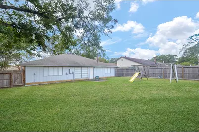 13602 Piney Oaks Drive, Houston, TX 77065 - Photo 33