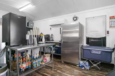 1136 Highway 87, Crystal Beach, TX 77650 - Photo 11