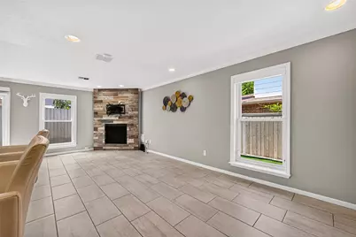 5714 Innsbruck Street, Bellaire, TX 77401 - Photo 13