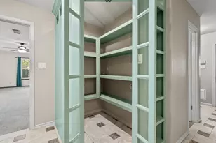 2004 Northshore Dr, Conroe, TX 77304 - Photo 7