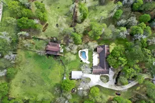 2004 Northshore Dr, Conroe, TX 77304 - Photo 1