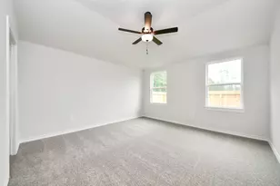 18720 Loom dr, Conroe, TX 77306 - Photo 15