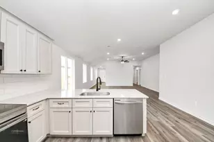 18720 Loom dr, Conroe, TX 77306 - Photo 5