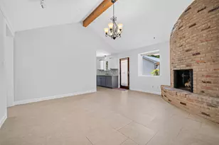2003 Richvale Ln, Houston, TX 77062 - Photo 7