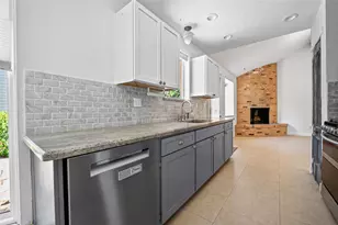 2003 Richvale Ln, Houston, TX 77062 - Photo 9