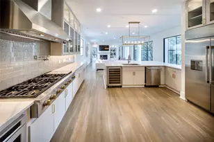 10663 Memorial Dr, Houston, TX 77024 - Photo 13