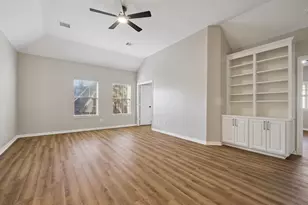 15415 Rocky Oak Ct, Houston, TX 77059 - Photo 27