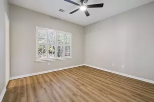 15415 Rocky Oak Ct, Houston, TX 77059 - Photo 37