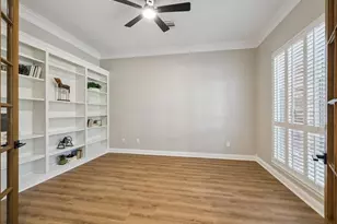 15415 Rocky Oak Ct, Houston, TX 77059 - Photo 9