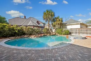 15415 Rocky Oak Ct, Houston, TX 77059 - Photo 39