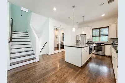 2 Hermann Park Court, Houston, TX 77021 - Photo 3