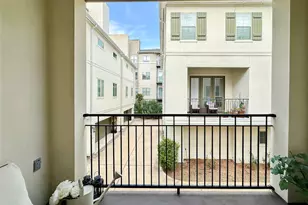 2 Hermann Park Ct, Houston, TX 77021 - Photo 11