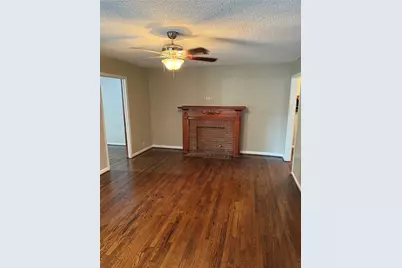 216 Schilling Street, Baytown, TX 77520 - Photo 5