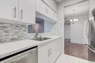 2701 Bellefontaine St, Houston, TX 77025 - Photo 19