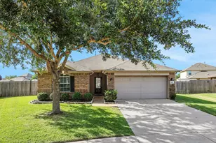 9106 Sunrise Ct, Hitchcock, TX 77563 - Photo 1
