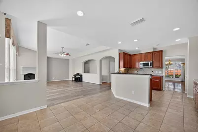 11315 Riverstone Lake Lane, Houston, TX 77089 - Photo 9