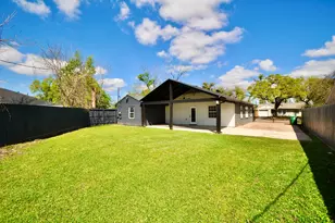 10610 Fleming Dr, Houston, TX 77013 - Photo 1