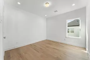 6408 Pregonero Ln, Houston, TX 77048 - Photo 9