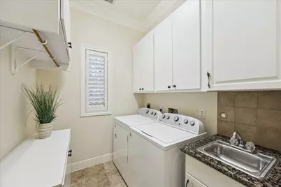 849 Jaquet Drive, Bellaire, TX 77401 - Photo 25